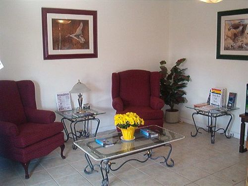 كورتيناي Comox Valley Inn & Suites المظهر الخارجي الصورة
